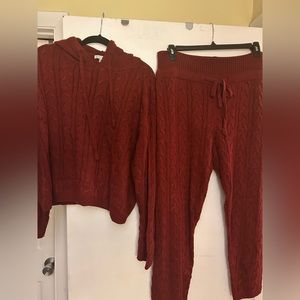 Two piece burgundy,color sweater set! Never worn size XL